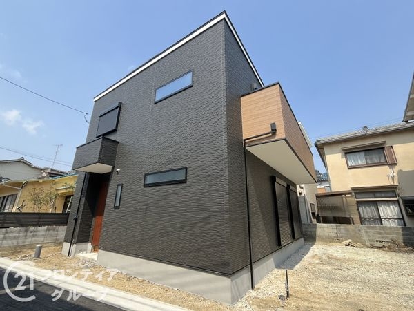 伊丹市美鈴町３丁目　新築一戸建て