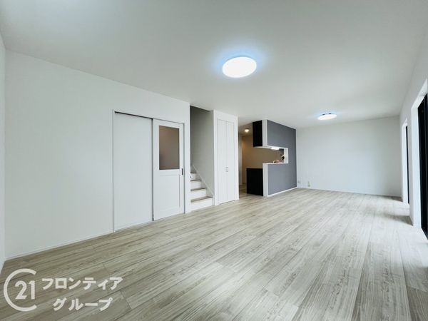 伊丹市美鈴町３丁目　新築一戸建て