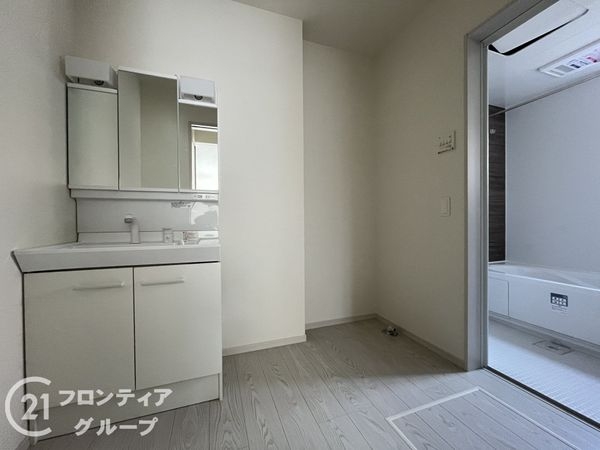 兵庫県西宮市堤町　新築一戸建て　1期　1号棟