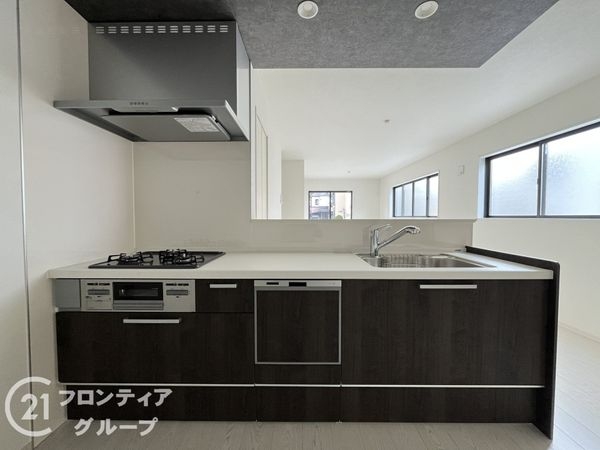 兵庫県西宮市堤町　新築一戸建て　1期　1号棟