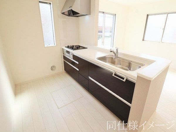 尼崎市西昆陽１丁目　新築一戸建て　２期　５号棟