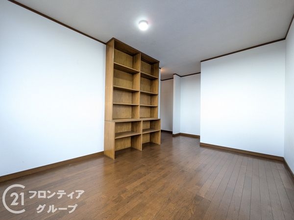 伊丹市安堂寺町６丁目の中古一戸建て