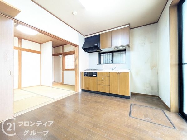 伊丹市安堂寺町６丁目の中古一戸建て