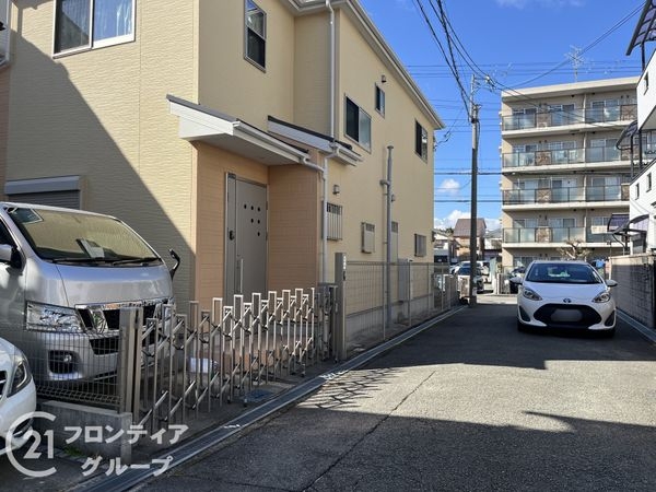 尼崎市瓦宮２丁目の中古一戸建て