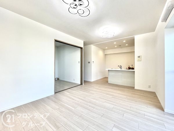 ユニライフ伊丹駅前　中古マンション