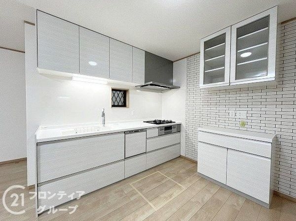 尼崎市大庄北４丁目　新築一戸建て