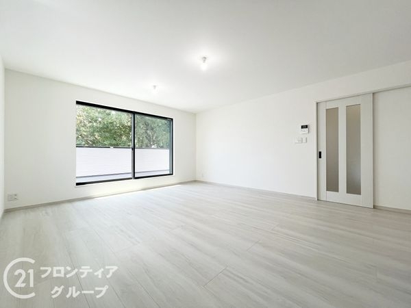 尼崎市稲葉荘２丁目　新築一戸建て