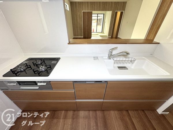 伊丹市寺本１丁目　新築一戸建て　４号地