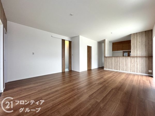 伊丹市寺本１丁目　新築一戸建て　４号地