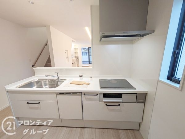 尼崎市杭瀬北新町３丁目　新築一戸建て