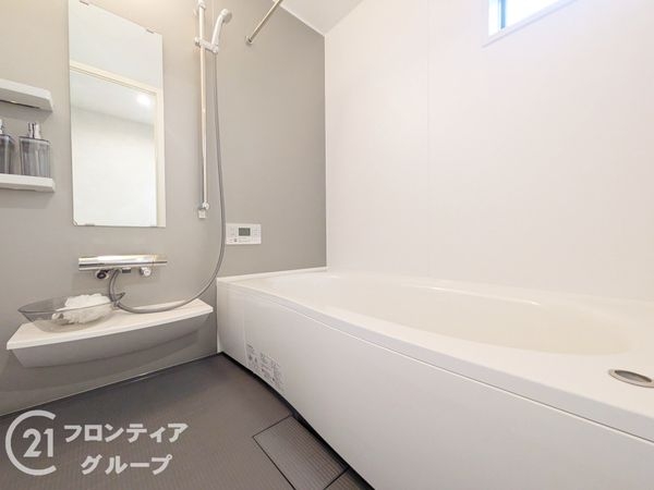 尼崎市杭瀬北新町３丁目　新築一戸建て