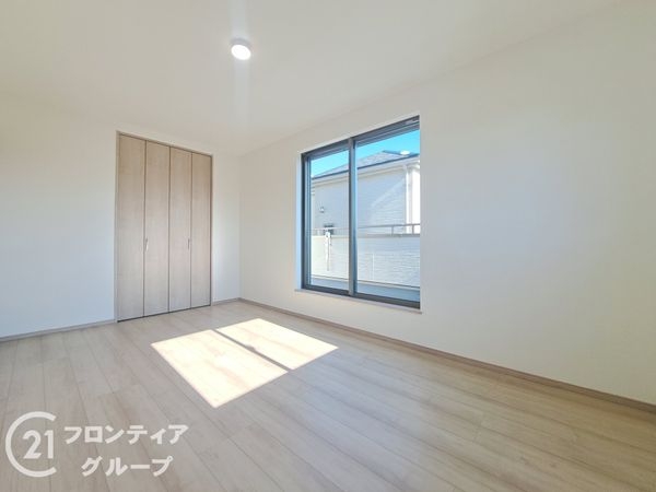 尼崎市食満３丁目　新築一戸建て　１号棟