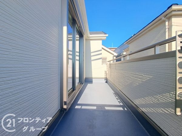 尼崎市食満３丁目　新築一戸建て　１号棟