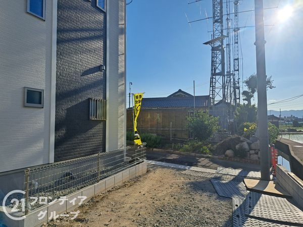 尼崎市食満３丁目　新築一戸建て　１号棟