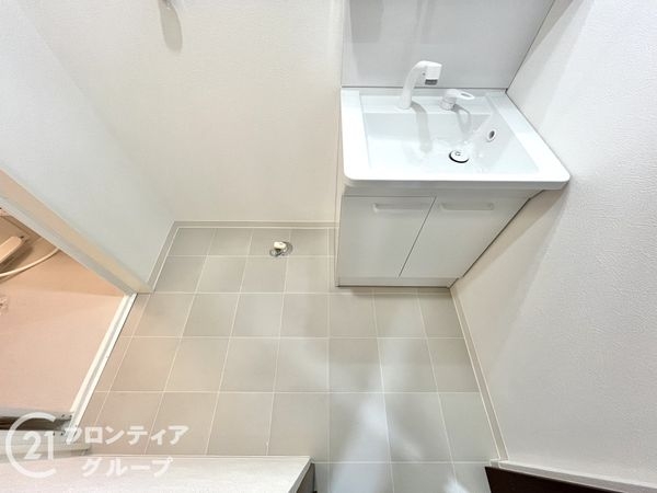 尼崎市稲葉荘4丁目の中古一戸建て(洗面台・洗面所)