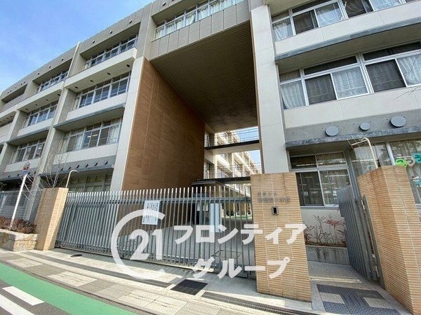 プラウド香櫨園 中古マンション(西宮市立香櫨園小学校)