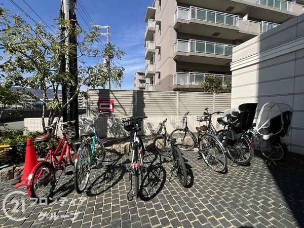プラウド香櫨園　中古マンション