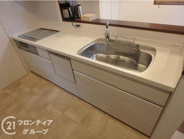 西宮市松園町　中古一戸建て