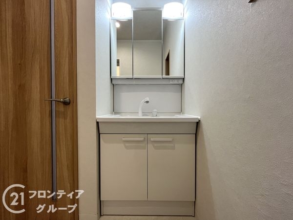 尼崎市長洲本通３丁目の中古一戸建て