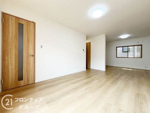 尼崎市長洲本通３丁目の中古一戸建て