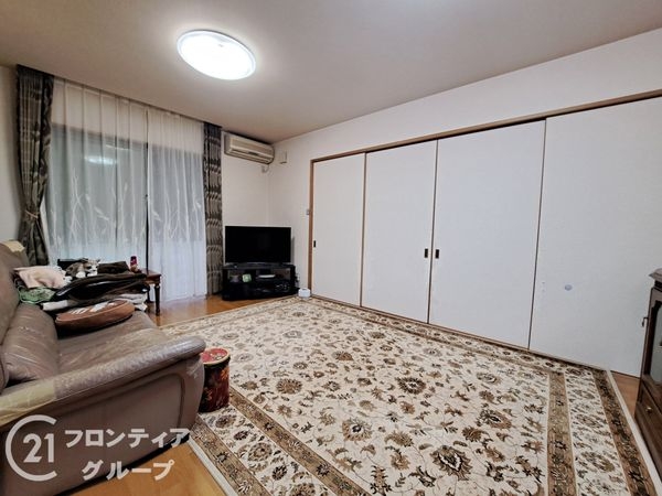 尼崎市南武庫之荘９丁目　中古一戸建て