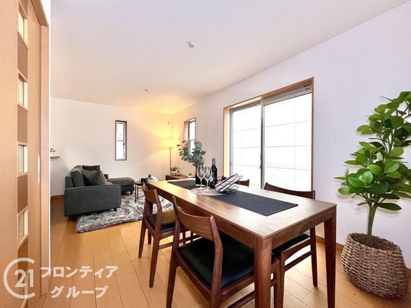 尼崎市南七松町２丁目の中古一戸建て