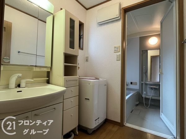 川西市湯山台１丁目の中古一戸建て