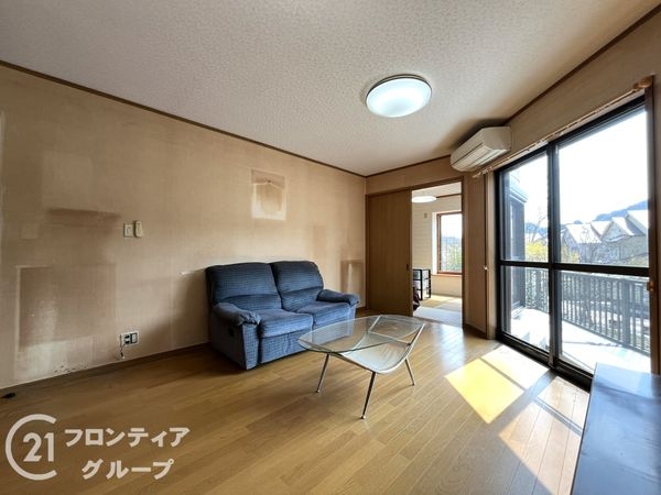 川西市湯山台１丁目の中古一戸建て