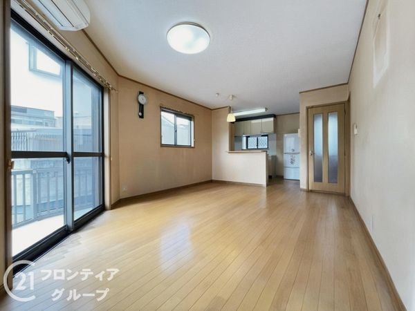 川西市湯山台１丁目の中古一戸建て