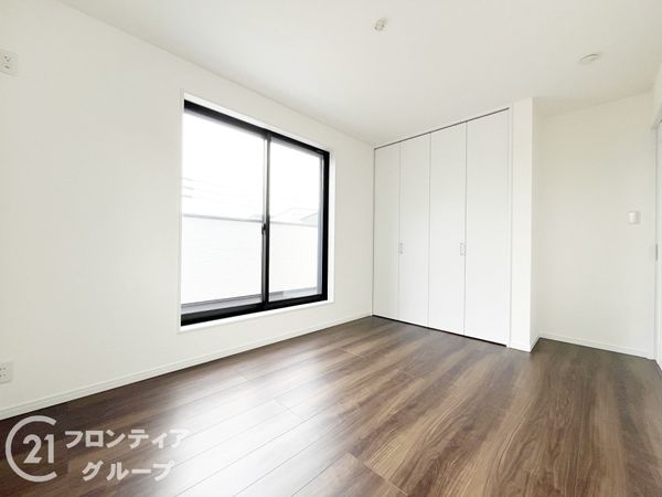 西宮市小松南町１丁目　新築一戸建て