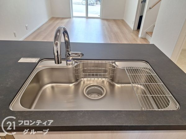尼崎市大庄西町２丁目　新築一戸建て　全１区画