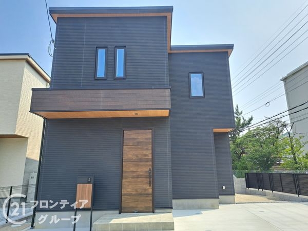 伊丹市寺本２丁目　新築一戸建て　第３期　１６号棟
