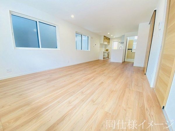 伊丹市寺本２丁目　新築一戸建て　第３期　１６号棟