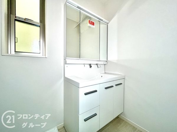 西宮市津門住江町　新築一戸建て　全１区画