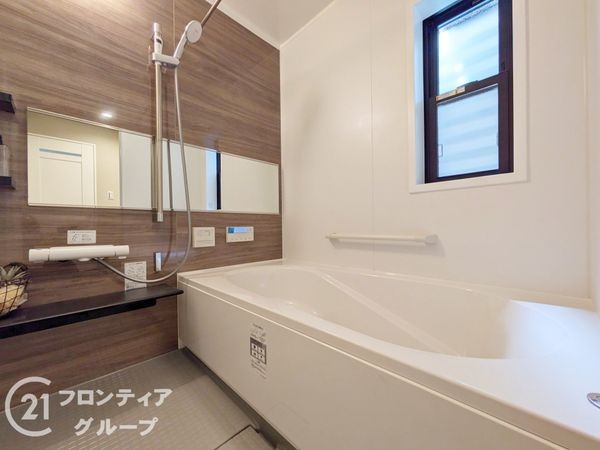 西宮市東鳴尾町２丁目　新築一戸建て