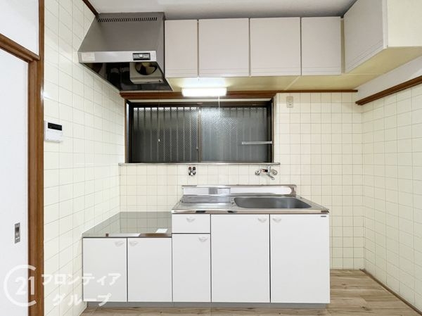 尼崎市下坂部１丁目　中古一戸建て