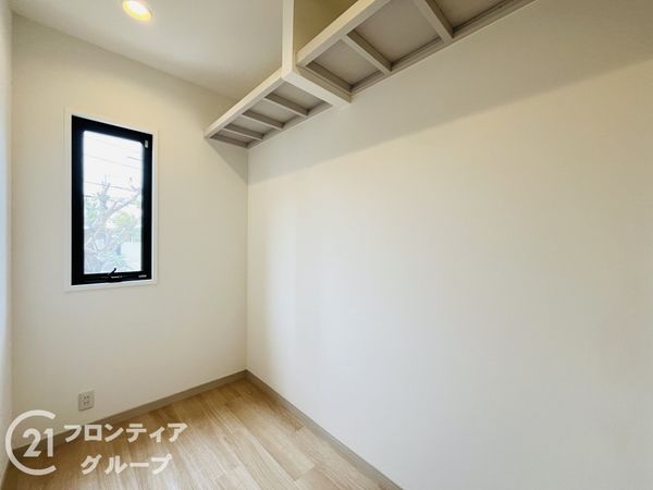 西宮市深谷町の中古一戸建て