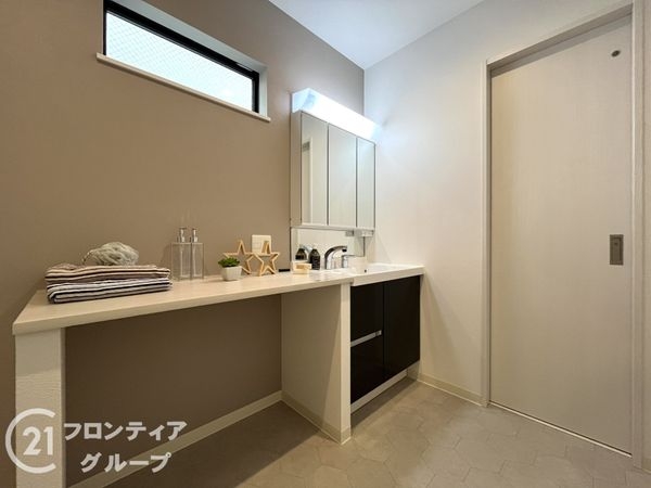 尼崎市大庄北1丁目　新築一戸建て