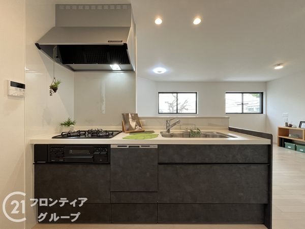 尼崎市大庄北1丁目　新築一戸建て
