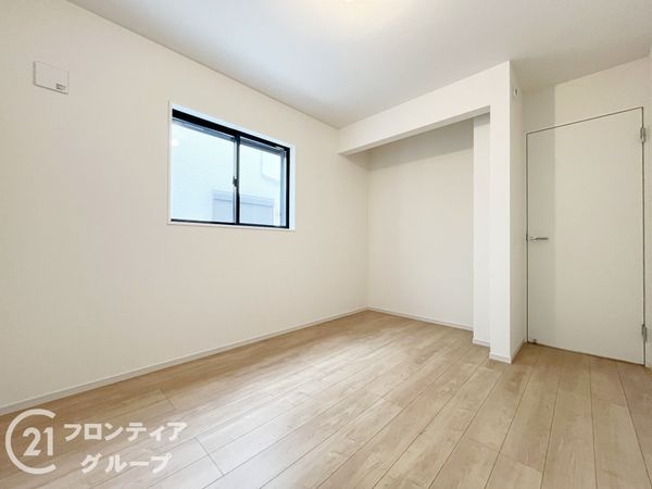 伊丹市南野北４丁目　新築一戸建て　１期　１号棟