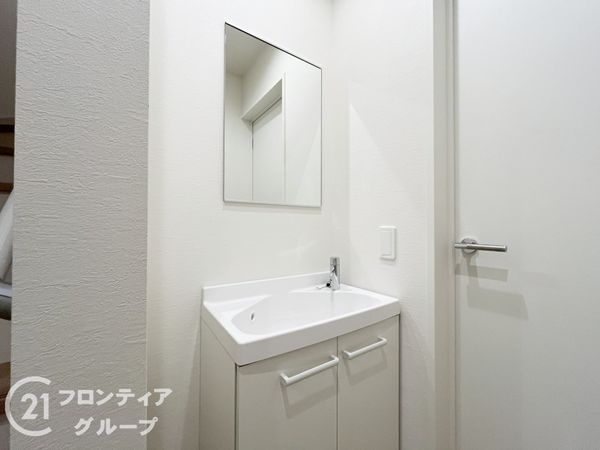 伊丹市南野北４丁目　新築一戸建て　１期　１号棟