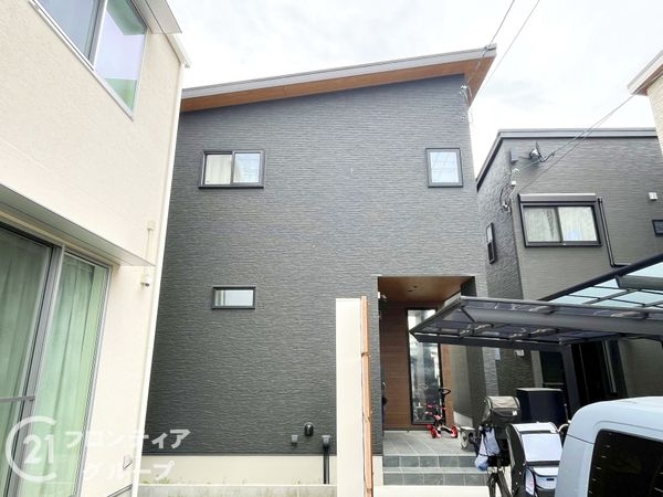伊丹市森本４丁目の中古一戸建て