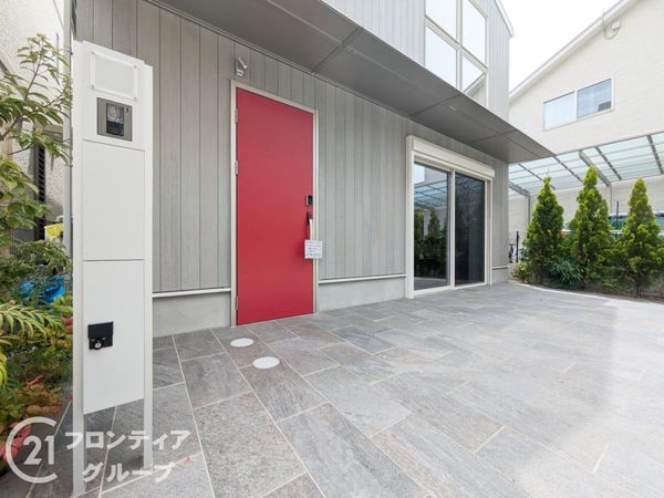 西宮市南甲子園３丁目の中古一戸建て