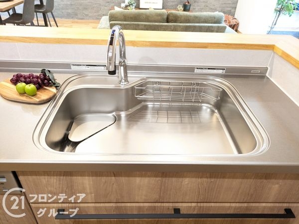 西宮市南甲子園３丁目の中古一戸建て