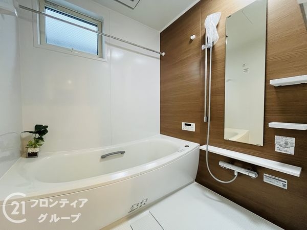 尼崎市戸ノ内町１丁目　中古一戸建て