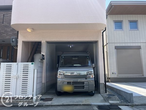 尼崎市西難波町２丁目　中古一戸建て