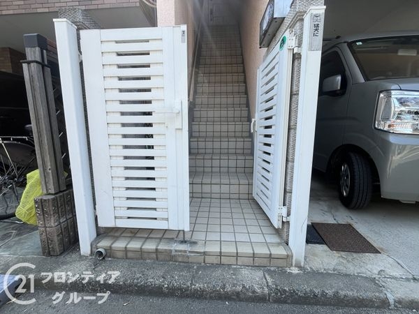 尼崎市西難波町２丁目の中古一戸建て