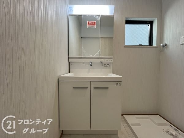 尼崎市道意町５丁目　新築一戸建て