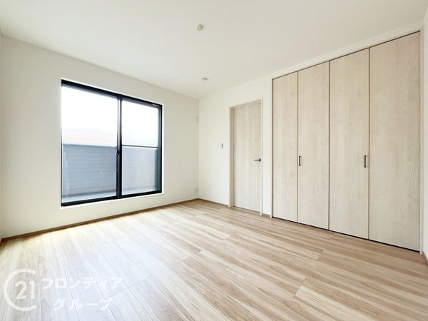 尼崎市道意町５丁目　新築一戸建て