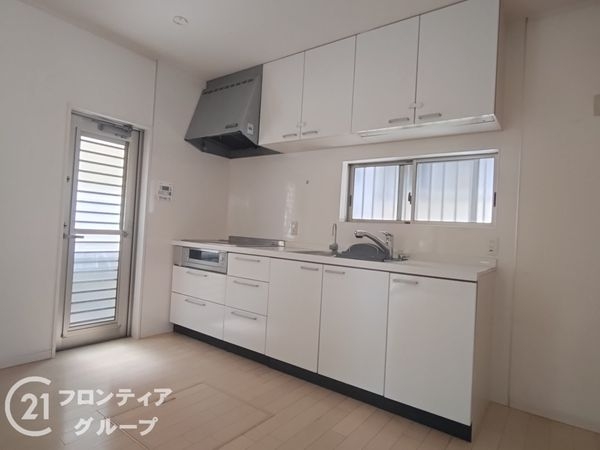 尼崎市東園田町３丁目の中古一戸建て